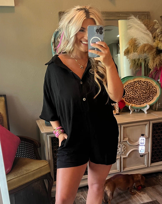 Half Button Collared Loose Romper [Black]