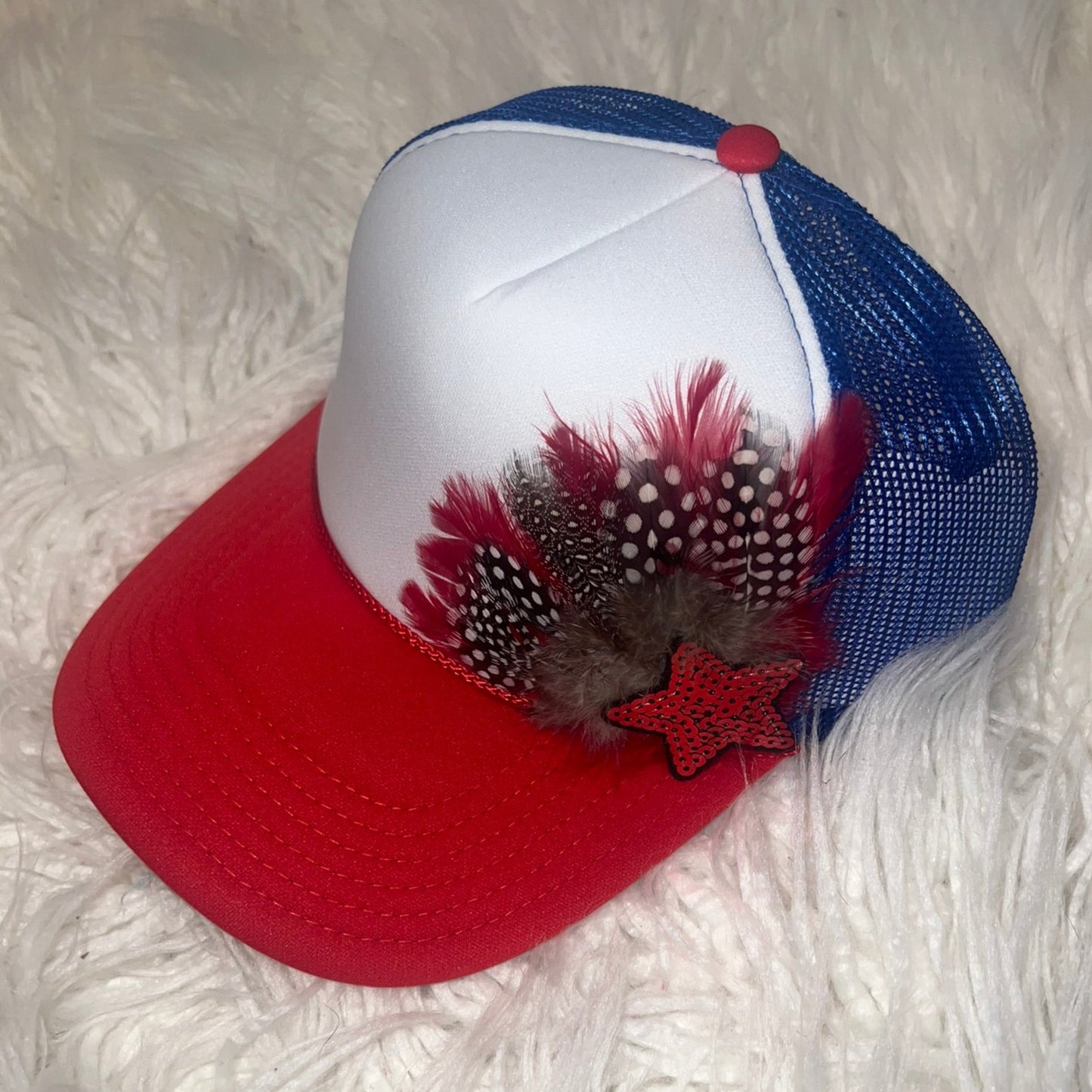 FEATHER Trucker Hat [RED/WHITE/BLUE #1]