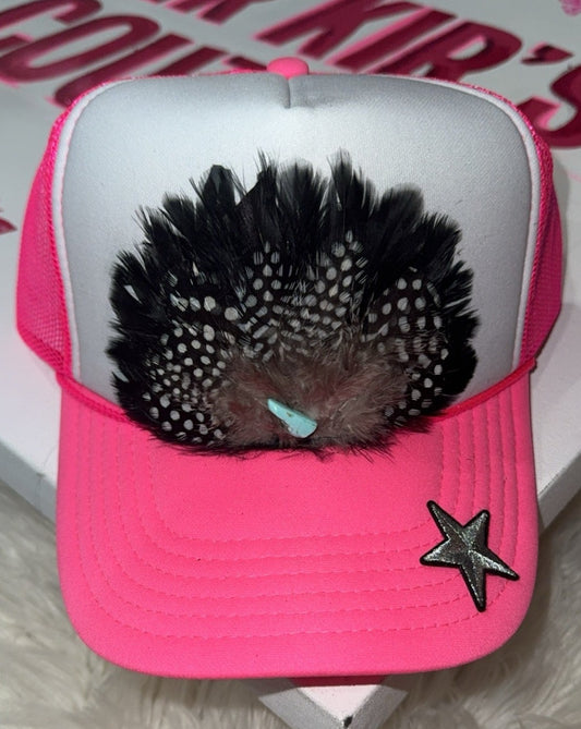 FEATHER Trucker Hat [Pink & White #2]