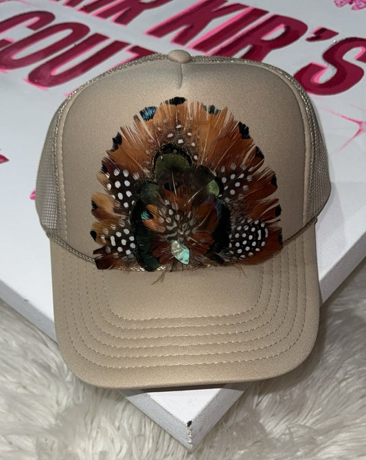 FEATHER Trucker Hat [Khaki #1]