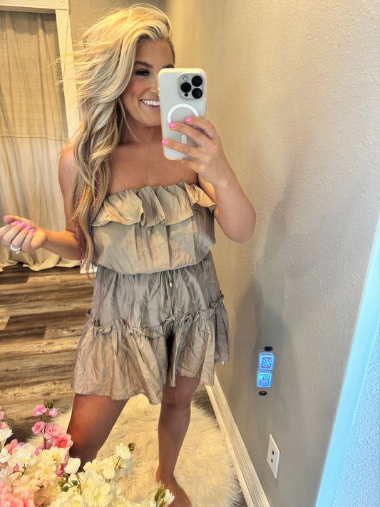 Ruffled Romper [Mocha]