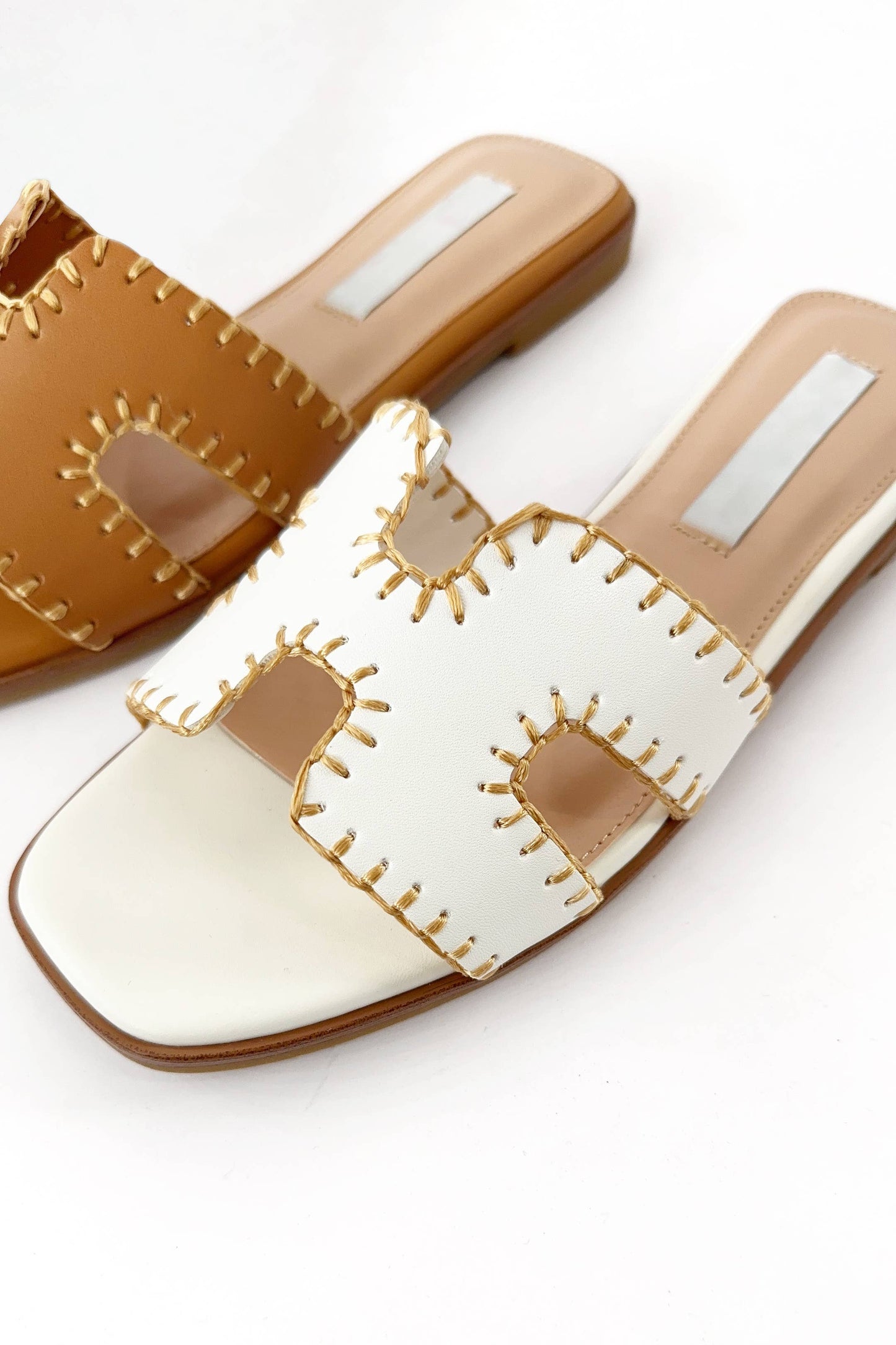 Square-Toe Sandal [White]